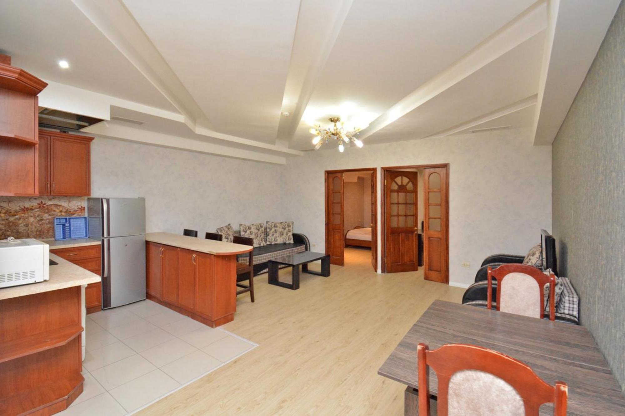 Apartment In Abovyan Street, Γιερεβάν Εξωτερικό φωτογραφία