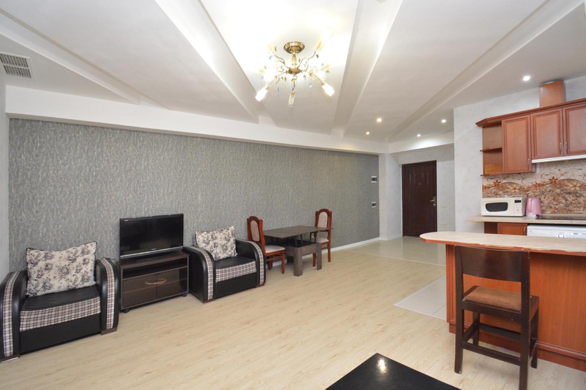 Apartment In Abovyan Street, Γιερεβάν Εξωτερικό φωτογραφία