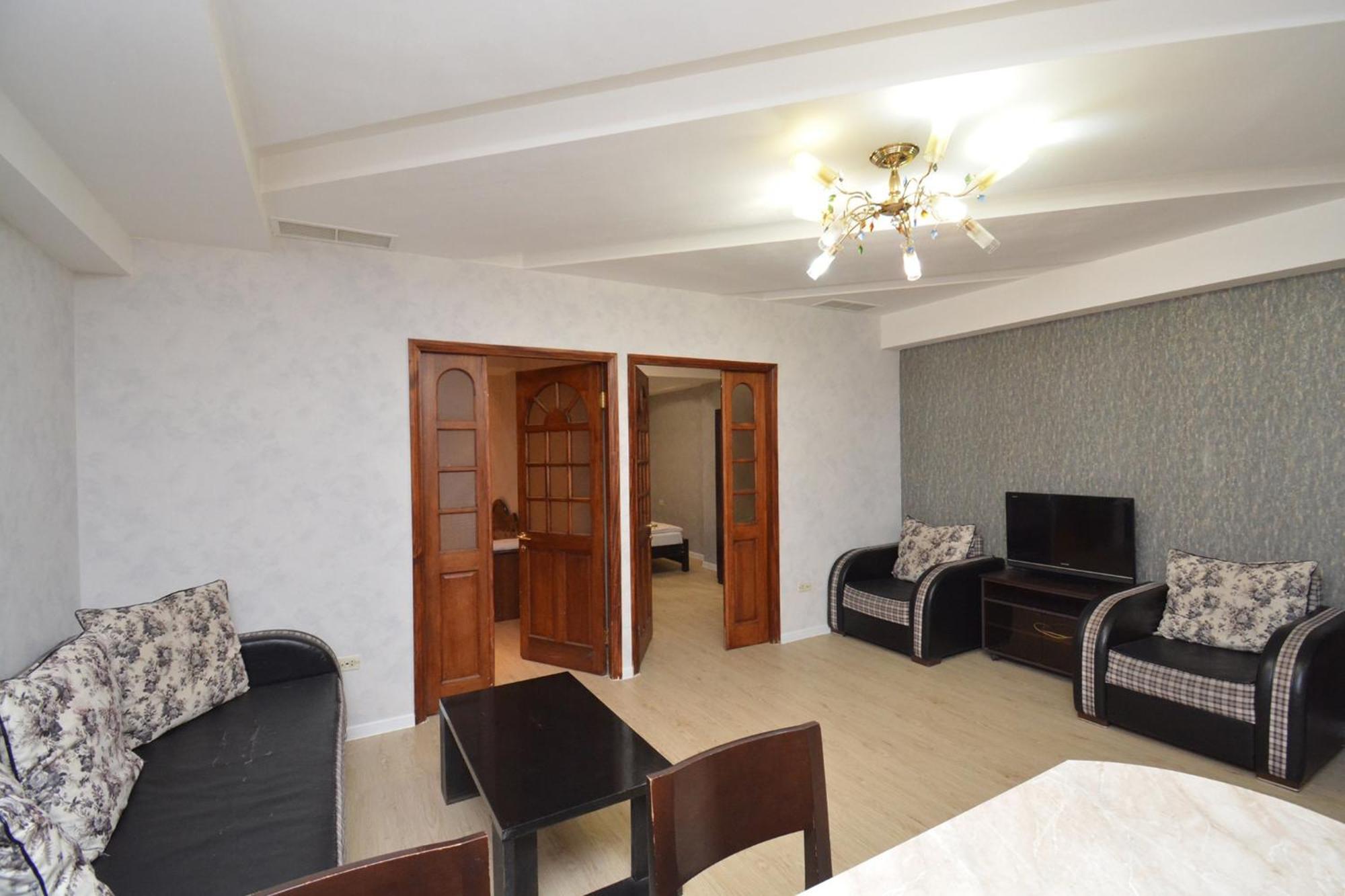 Apartment In Abovyan Street, Γιερεβάν Εξωτερικό φωτογραφία